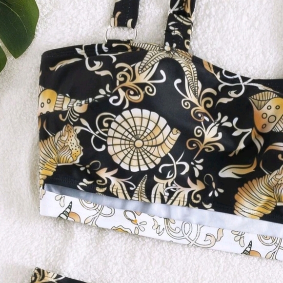 Women's High Waisted Bikini Swimsuit  Size XS. - Picture 5 of 15